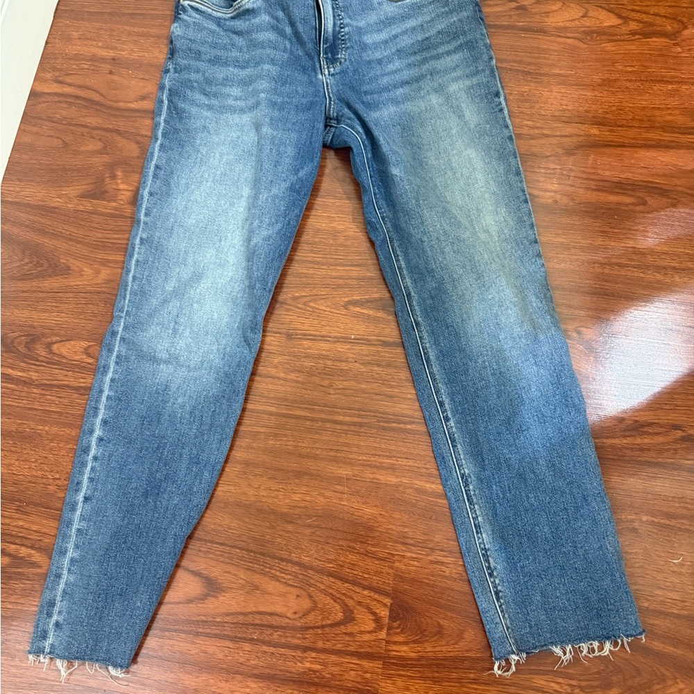Stylish Blue Ankle-Cropped Women's Jeans